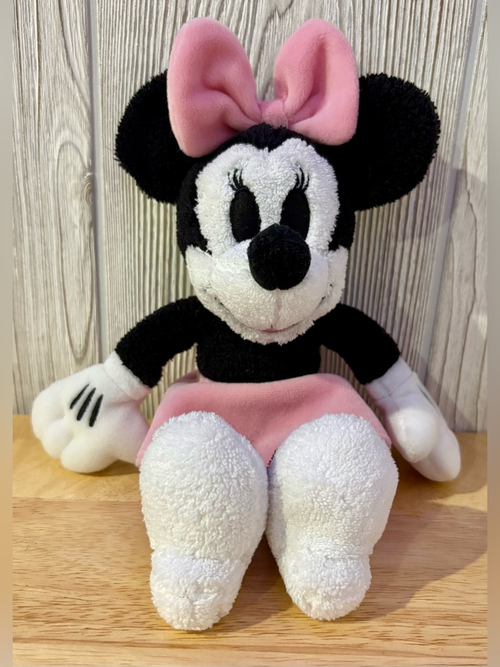Disney World Infant Minnie Mouse Plush Pink Bow Stuffed Animal 11” Soft Toy